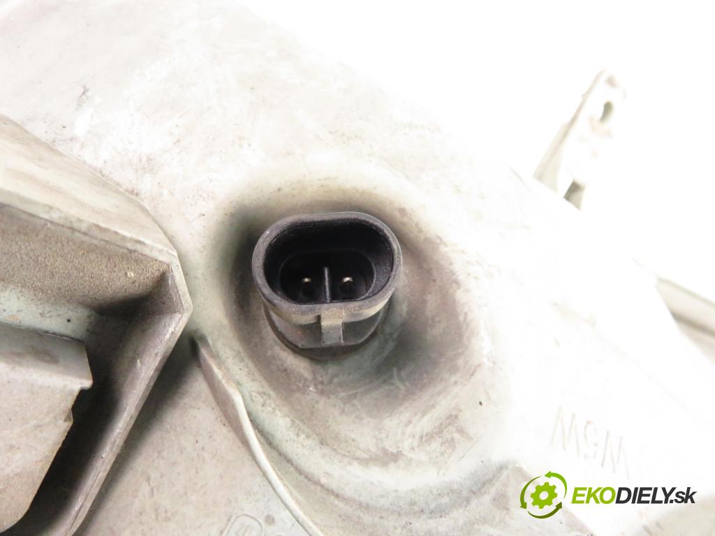 OPEL AGILA (A) (H00) HB 2003 43,00 1.0 12V - Z 10 XE 973,00 Svetlo LP 09210935