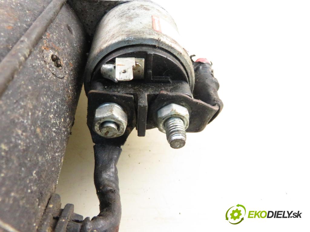 VOLVO S40 I (VS) SEDAN 1999 70,00 1.9 DI - D 4192 T2 1870,00 startér D7R18 (Startér)