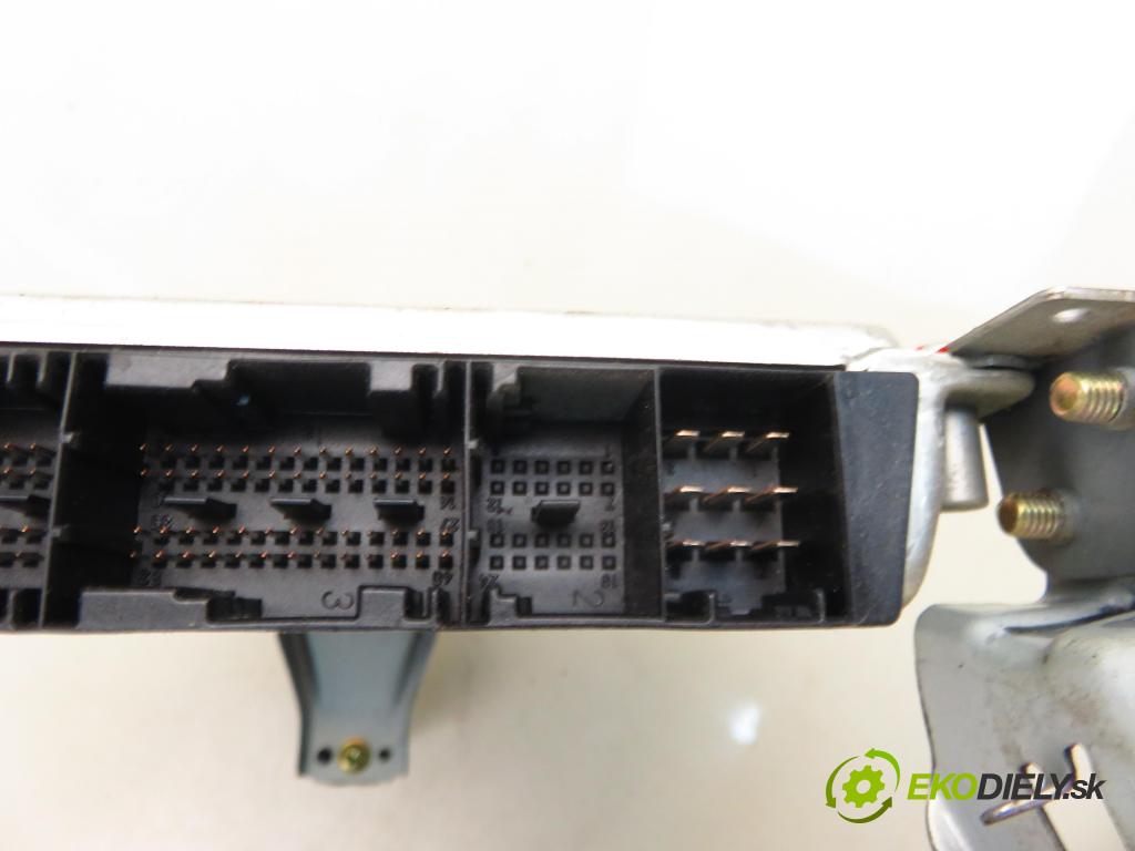 TOYOTA YARIS (_P1_) HB 2004 55,00 1.4 D-4D (NLP10_) - 1ND-TV 1364,00 Riadiaca jednotka Motor 896605C010 ; 407100143
