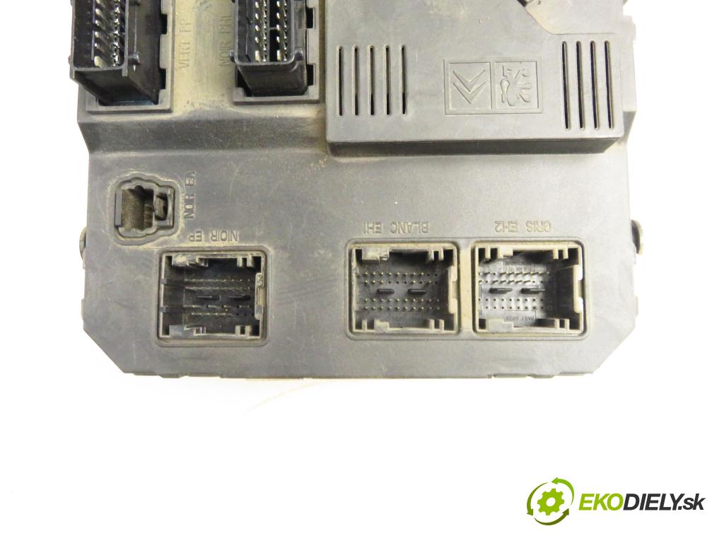PEUGEOT PARTNER Combispace (5F) KOMBIVAN 2003 51,00 1.9 D - WJY (DW8B) 1868,00 MODUL BSI S118085320 ; 9650584580