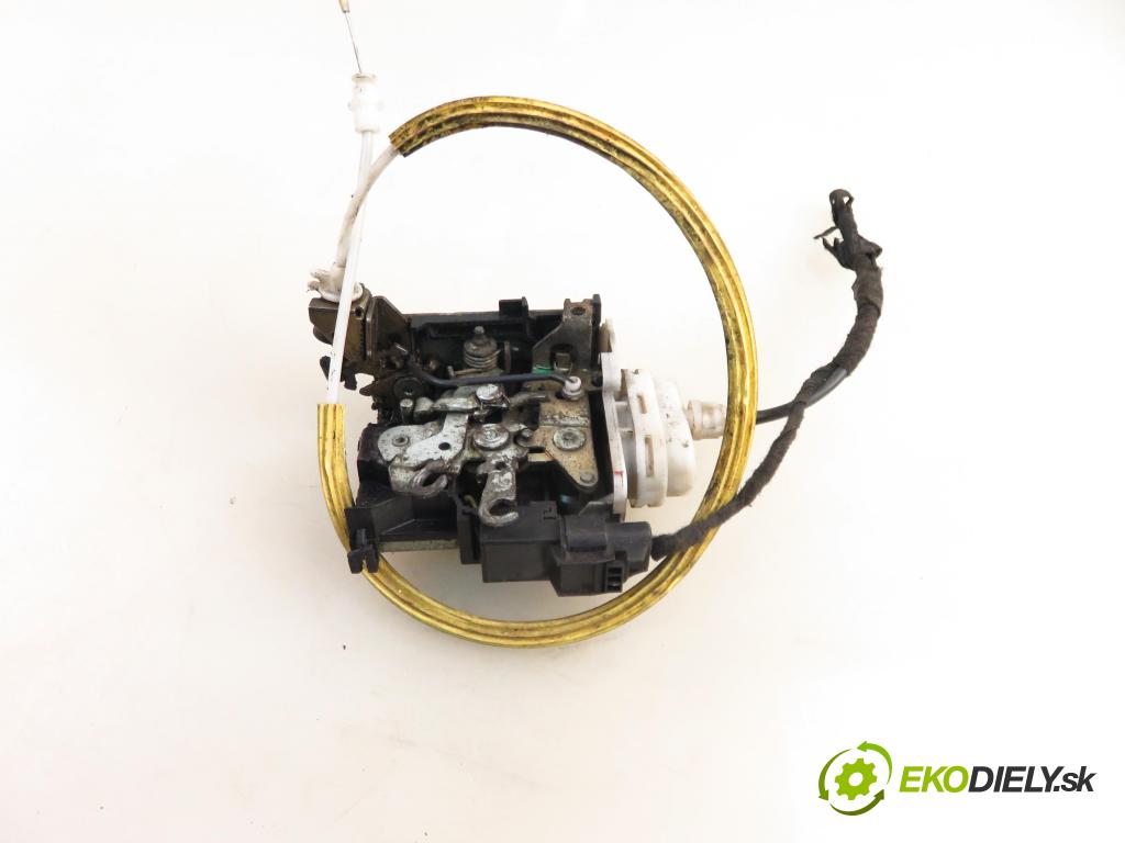 AUDI A3 (8L1) HB 2000 81,00 1.9 TDI - ASV 1896,00 zámok 8L1837015A