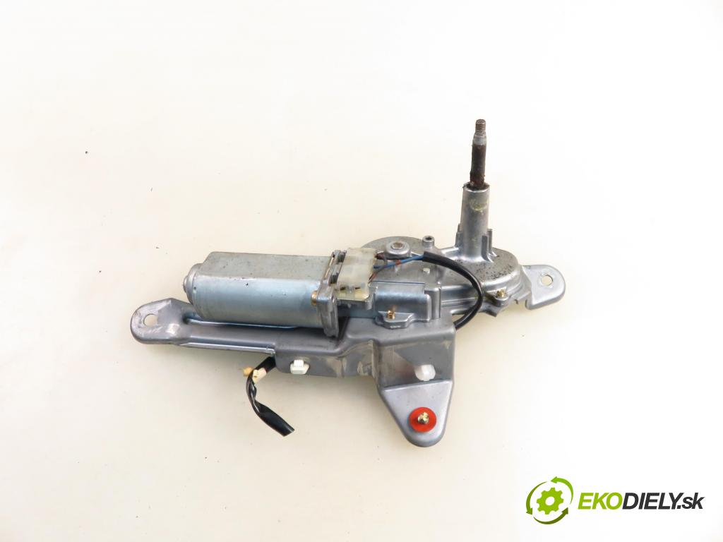 TOYOTA YARIS (_P1_) HB 2004 55,00 1.4 D-4D (NLP10_) - 1ND-TV 1364,00 motorek stěrače ZADNÍ: 8513052010 ; 1592004054