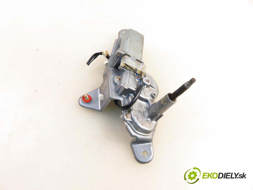 TOYOTA YARIS (_P1_) HB 2004 55,00 1.4 D-4D (NLP10_) - 1ND-TV 1364,00 motorek stěrače ZADNÍ: 8513052010 ; 1592004054