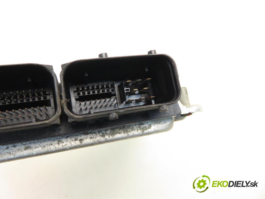 AUDI A3 (8L1) HB 2000 81,00 1.9 TDI - ASV 1896,00 Riadiaca jednotka Motor 038906012A ; 0281010120