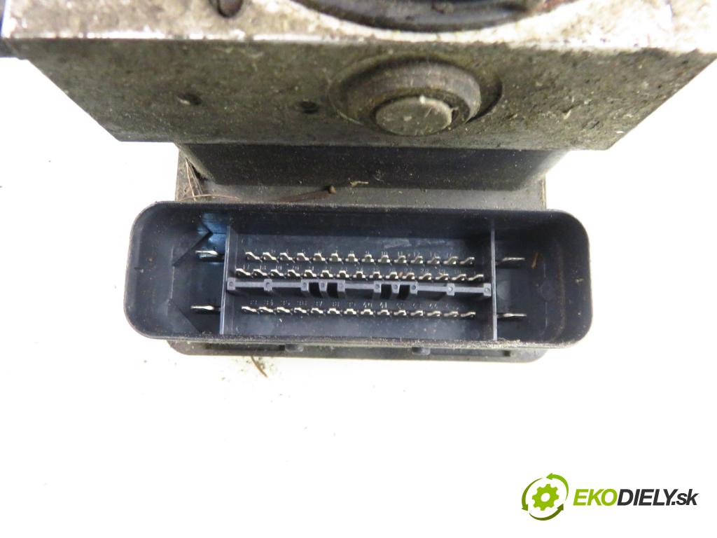 SKODA OCTAVIA I Combi (1U5) KOMBI 2004 74,00 1.9 TDI 4x4 - ATD 1896,00 Pumpa ABS 1C0907379N ; 10096003363 (Pumpa ABS)