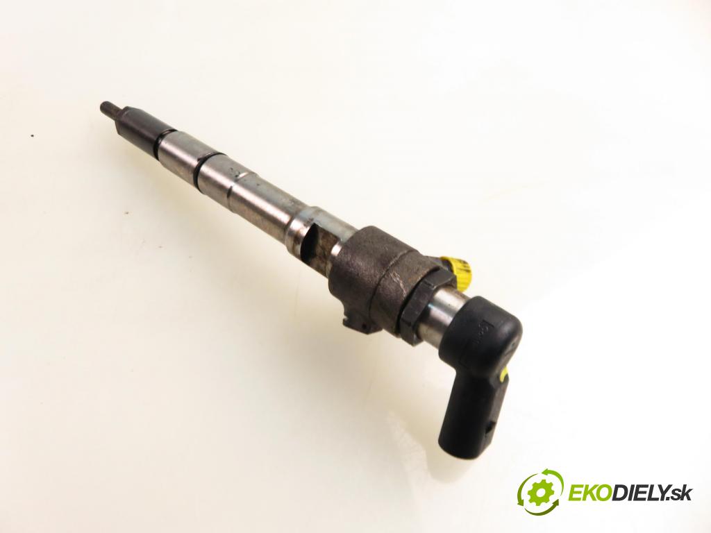 SKODA SUPERB II kombi (3T5) KOMBI 2011 77,00 1.6 TDI - CAYC 1598,00 vstrekovač A2C9626040080 (Vstrekovač paliva)