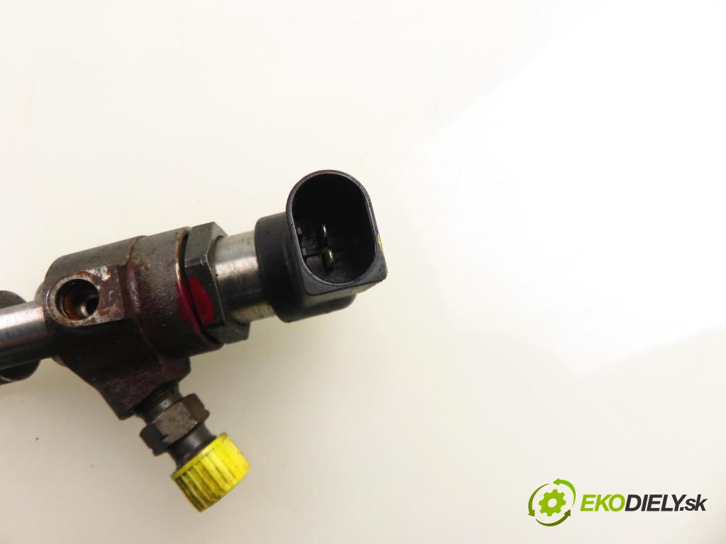 SKODA SUPERB II kombi (3T5) KOMBI 2011 77,00 1.6 TDI - CAYC 1598,00 vstrekovač A2C9626040080 (Vstrekovač paliva)