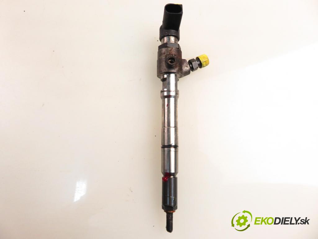 SKODA SUPERB II kombi (3T5) KOMBI 2011 77,00 1.6 TDI - CAYC 1598,00 vstrekovač A2C9626040080 (Vstrekovač paliva)