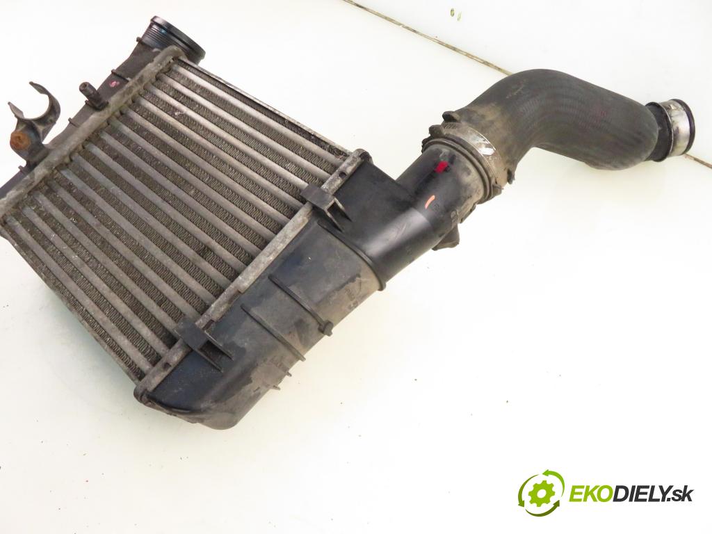 AUDI A4 Avant (8ED, B7) KOMBI 2004 103,00 2.0 TDI 16V - BLB 1968,00 chladič intercooler 8E0145805AA