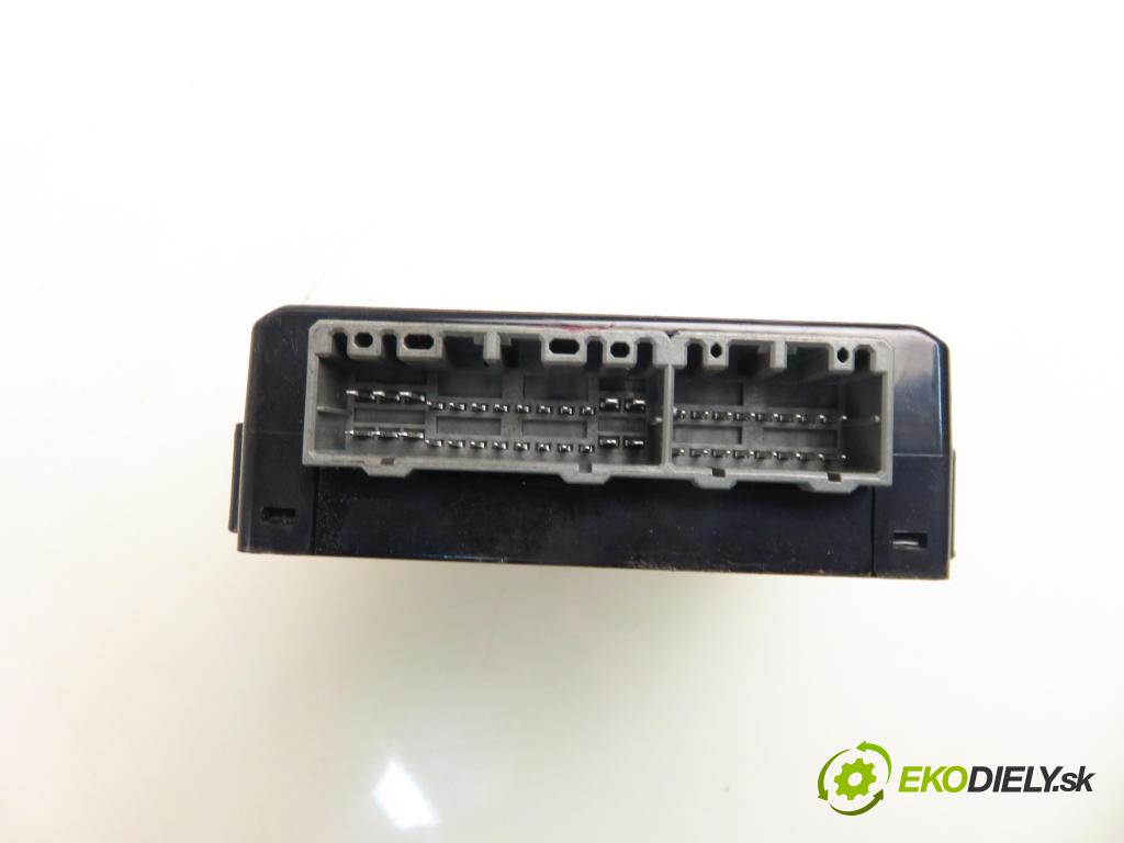 HYUNDAI ix35 (LM, EL, ELH) SUV 2011 135,00 2.0 CRDi 4WD 184 - D4HA 1995,00 riadiaca jednotka / MODUL INNE: 954802S000