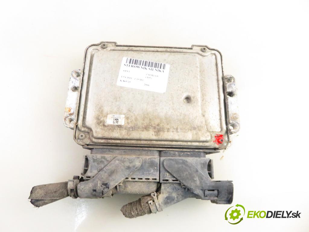 OPEL ZAFIRA B (A05) MINIVAN 2006 88,00 1.9 CDTI 8V 120 - Z 19 DT 1910,00 Riadiaca jednotka Motor 0281013593 ; 55205621