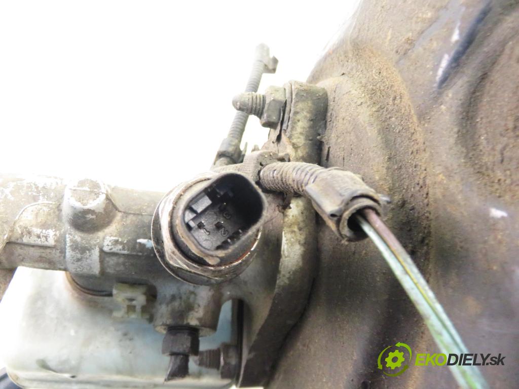 SKODA OCTAVIA I Combi (1U5) KOMBI 2004 74,00 1.9 TDI 4x4 - ATD 1896,00 posilovač 1J1614105T (Servočerpadlá, pumpy řízení)