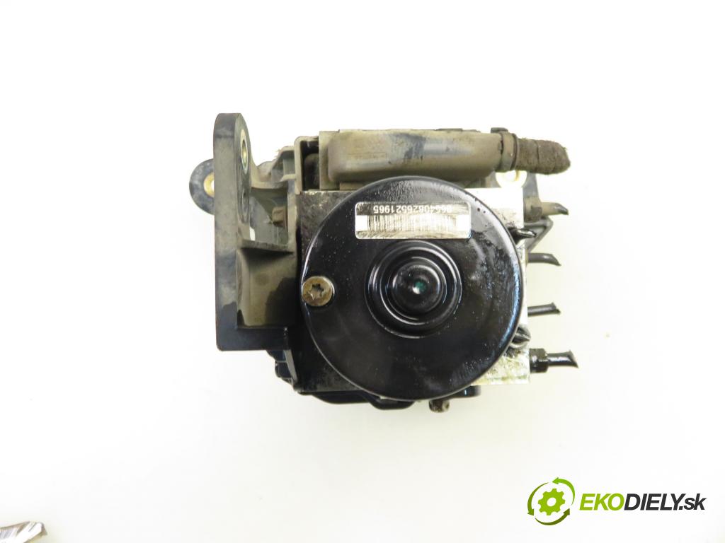 OPEL ZAFIRA B (A05) MINIVAN 2006 88,00 1.9 CDTI 8V 120 - Z 19 DT 1910,00 pumpa ABS 13244860BJ ; 10020602644 (Pumpy brzdové)