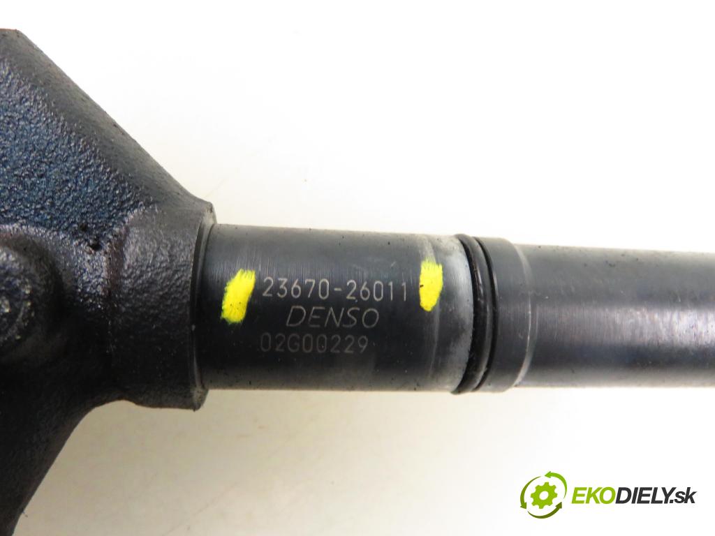 TOYOTA AVENSIS Kombi (_T25_) KOMBI 2005 110,00 2.2 D-4D (ADT251) 150 - 2AD-FTV 2231,00 vstrekovač 2367026011 (Vstrekovač paliva)
