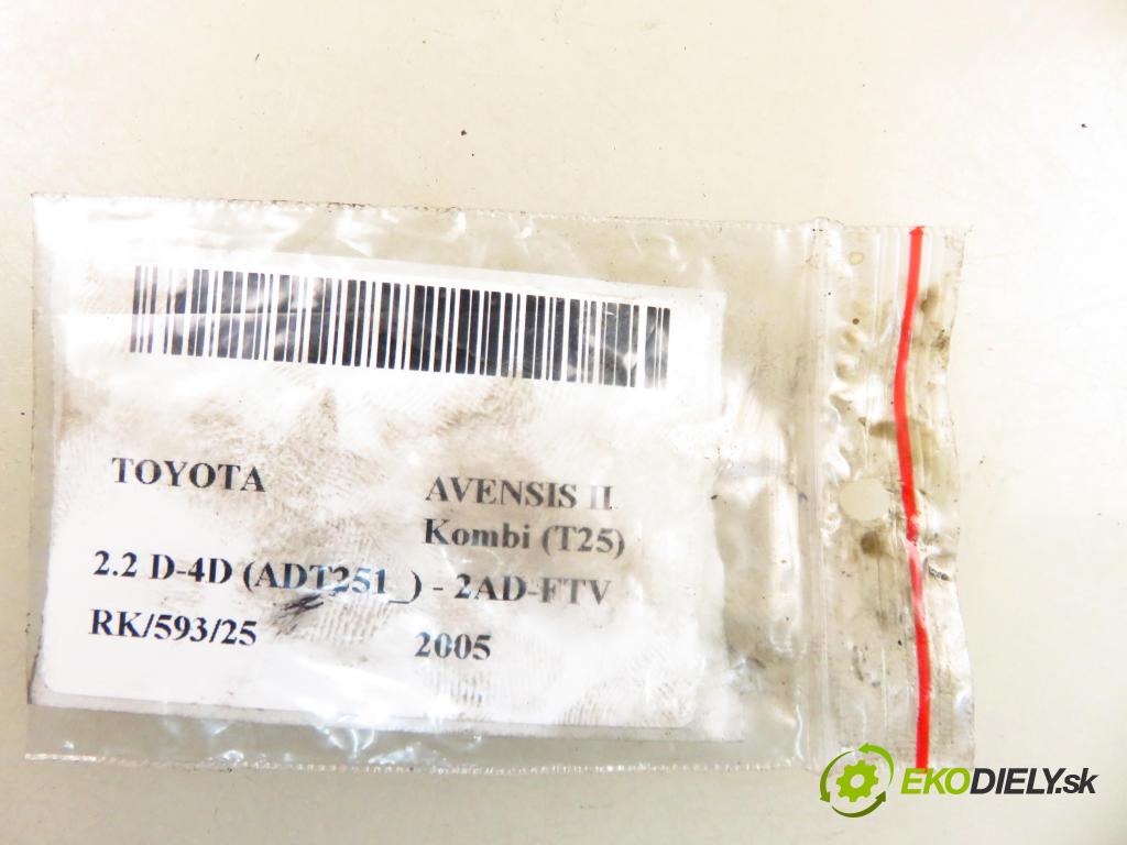 TOYOTA AVENSIS Kombi (_T25_) KOMBI 2005 110,00 2.2 D-4D (ADT251) 150 - 2AD-FTV 2231,00 vstrekovač 2367026011 (Vstrekovač paliva)