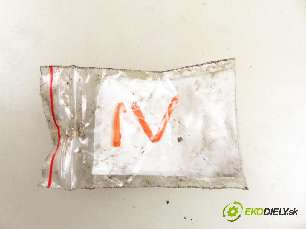 FORD MONDEO IV sedan (BA7) SEDAN 2008 92,00 1.8 TDCi - KHBA 1753,00 vstrekovač 4M5Q9F593AD (Vstrekovač paliva)