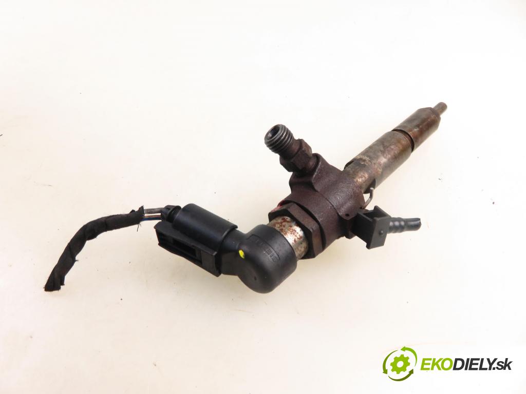 FORD MONDEO IV sedan (BA7) SEDAN 2008 92,00 1.8 TDCi - KHBA 1753,00 vstrekovač 4M5Q9F593AD (Vstrekovač paliva)