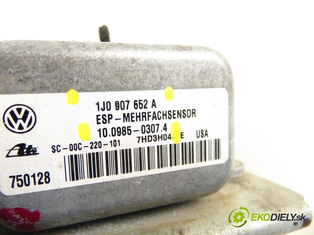 SKODA OCTAVIA I Combi (1U5) KOMBI 2004 74,00 1.9 TDI 4x4 - ATD 1896,00 snímač ESP 1J1907638D ; 10098004832 ; 1J0907652A