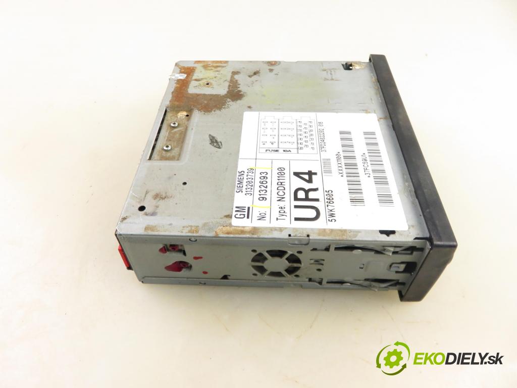OPEL FRONTERA B (6B_) TERENOWY 2003 0,00 2.2 DTI - Y 22 DTH 2172,00 RADIO 9132693