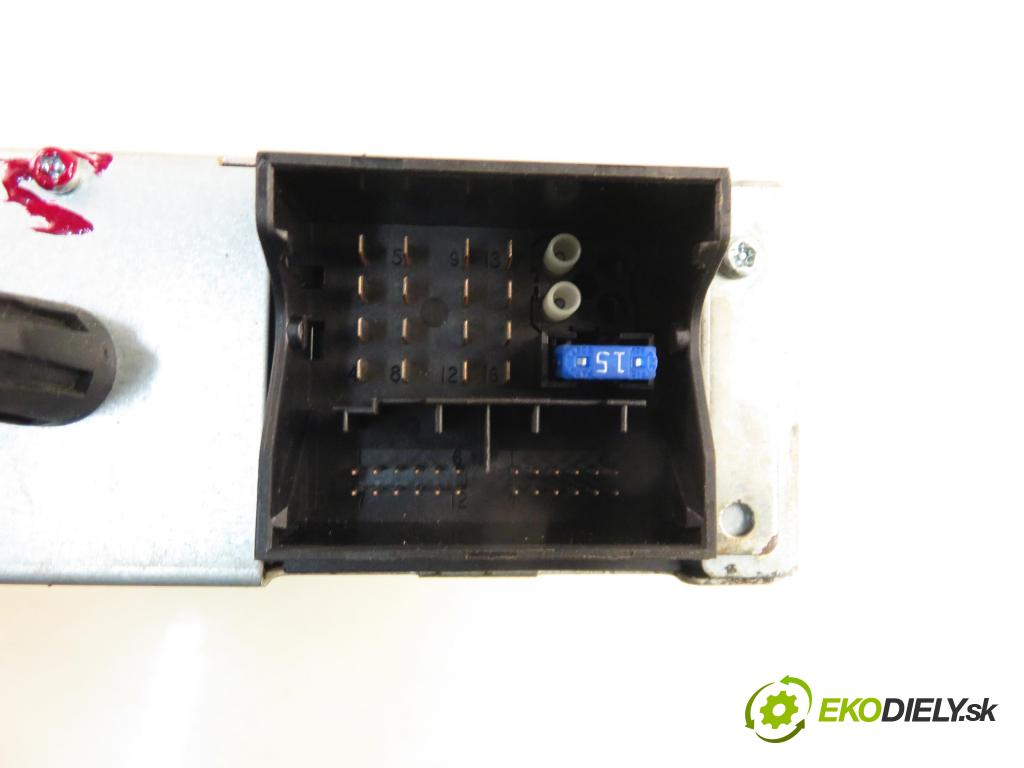 CITROEN C4 Grand Picasso I (UA_) MINIVAN 2007 80,00 1.6 HDi - 9HZ (DV6TED4) 1560,00 RADIO CD 96629712XT