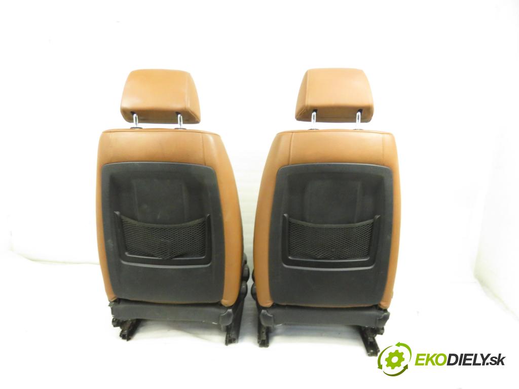 BMW 3 Touring (E91) KOMBI 2008 105,00 318 d 143 1995,00 Sedadlá, sedačky