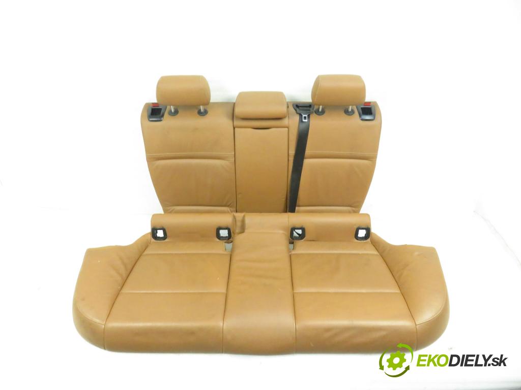 BMW 3 Touring (E91) KOMBI 2008 105,00 318 d 143 1995,00 Sedadlá, sedačky