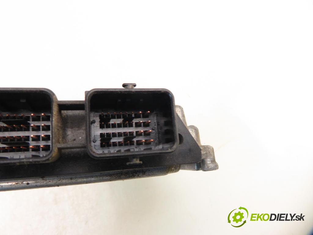 RENAULT SCENIC II (JM0/1_) MINIVAN 2007 0,00 1.9 dCi (JM14) - F9Q 804 1870,00 Riadiaca jednotka Motor 0281013366 ; 8200601334 ; 8200631560