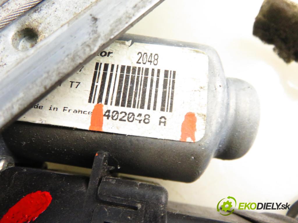 RENAULT SCENIC II (JM0/1_) MINIVAN 2007 0,00 1.9 dCi (JM14) - F9Q 804 1870,00 mechanismus oken PTE 402048A