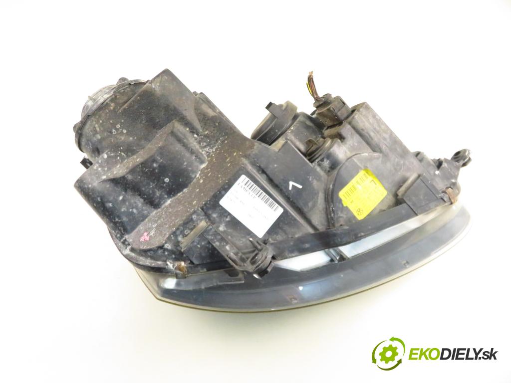 VW GOLF V (1K1) HB 2003 77,00 1.9 TDI - BXE 1896,00 Svetlo LP 1K6941005A