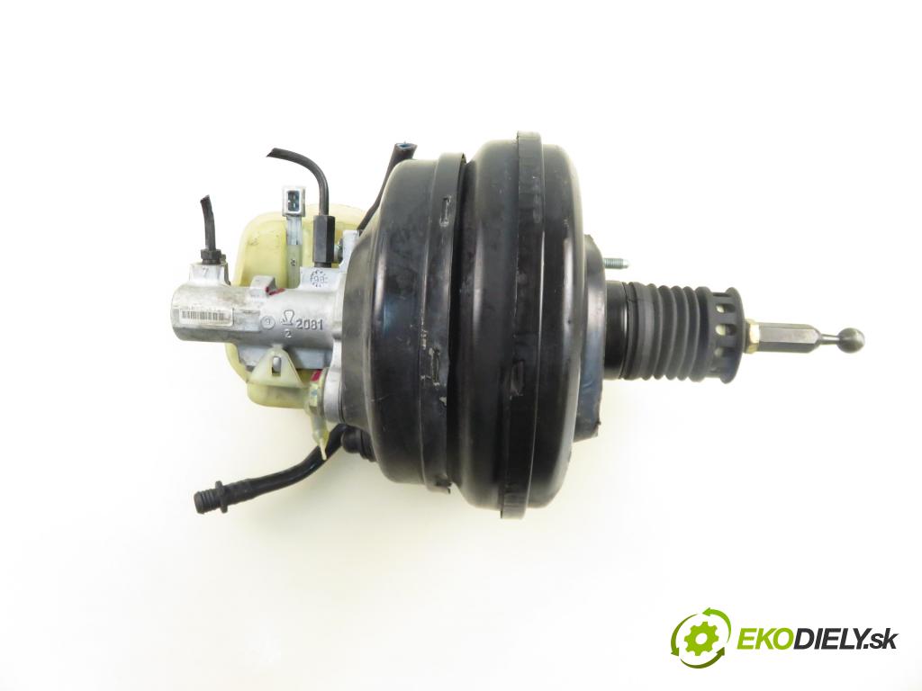 AUDI A4 (8D2, B5) SEDAN 1998 110,00 1.8 T - APU 1781,00 Posilovač 4B3612105 (Servočerpadlo)