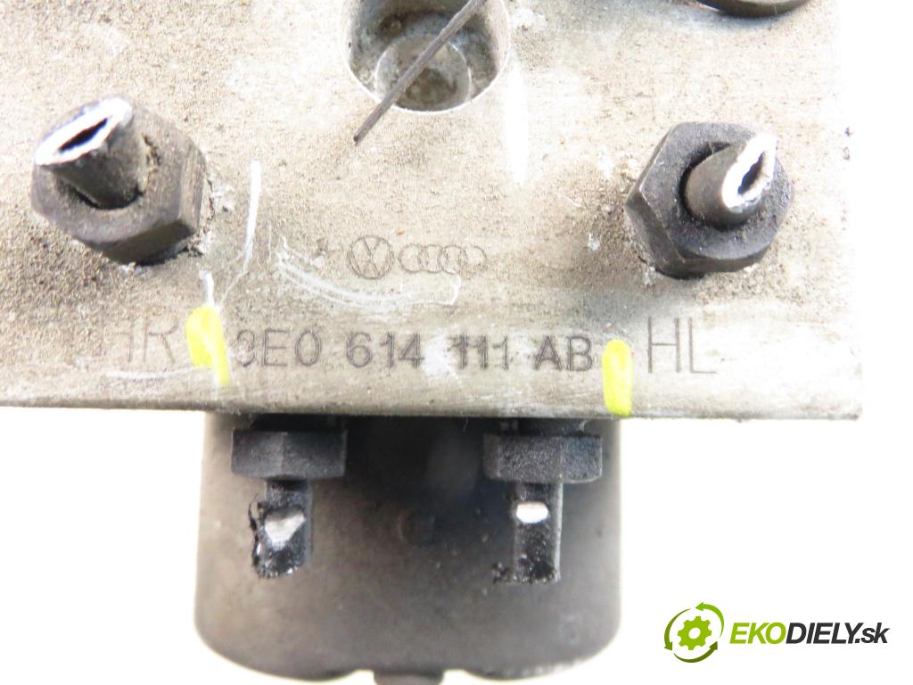 AUDI A4 (8D2, B5) SEDAN 1998 110,00 1.8 T - APU 1781,00 pumpa ABS 8E0614111AB ; 0265216559 ; 0273004281 (Pumpy brzdové)
