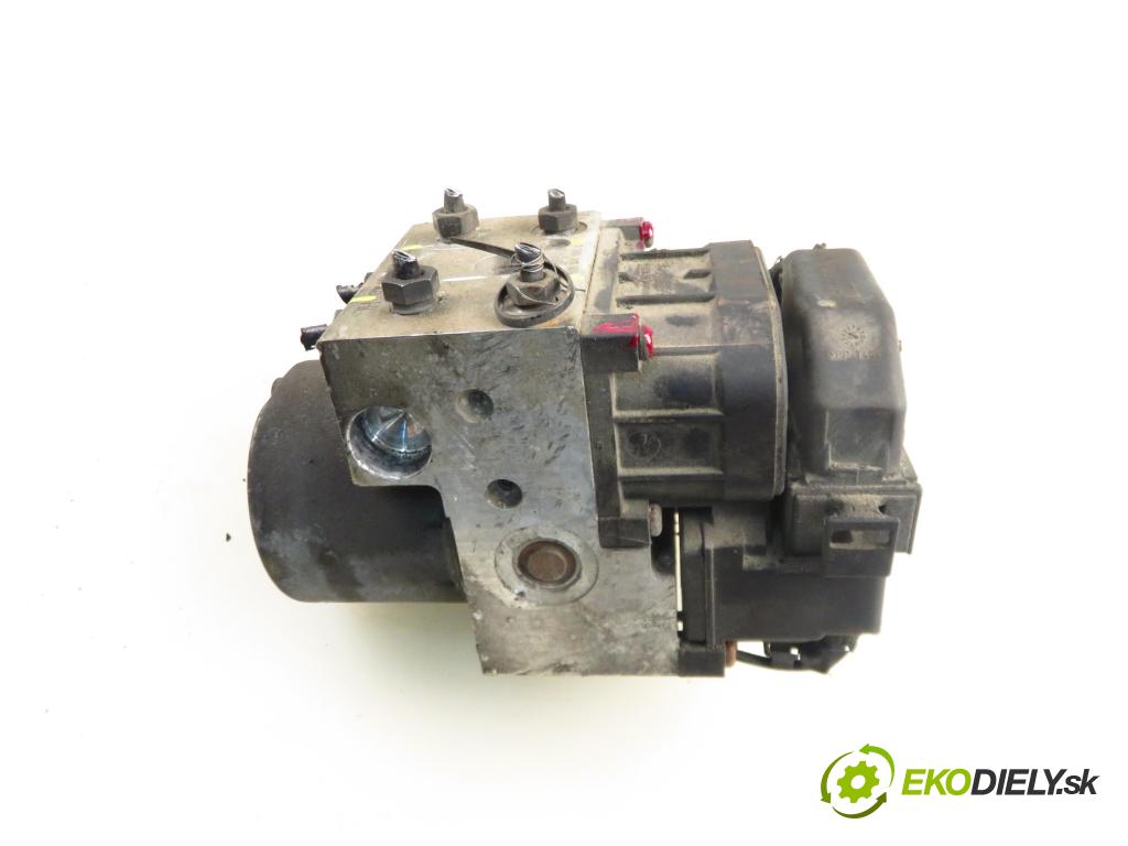 AUDI A4 (8D2, B5) SEDAN 1998 110,00 1.8 T - APU 1781,00 pumpa ABS 8E0614111AB ; 0265216559 ; 0273004281 (Pumpy brzdové)