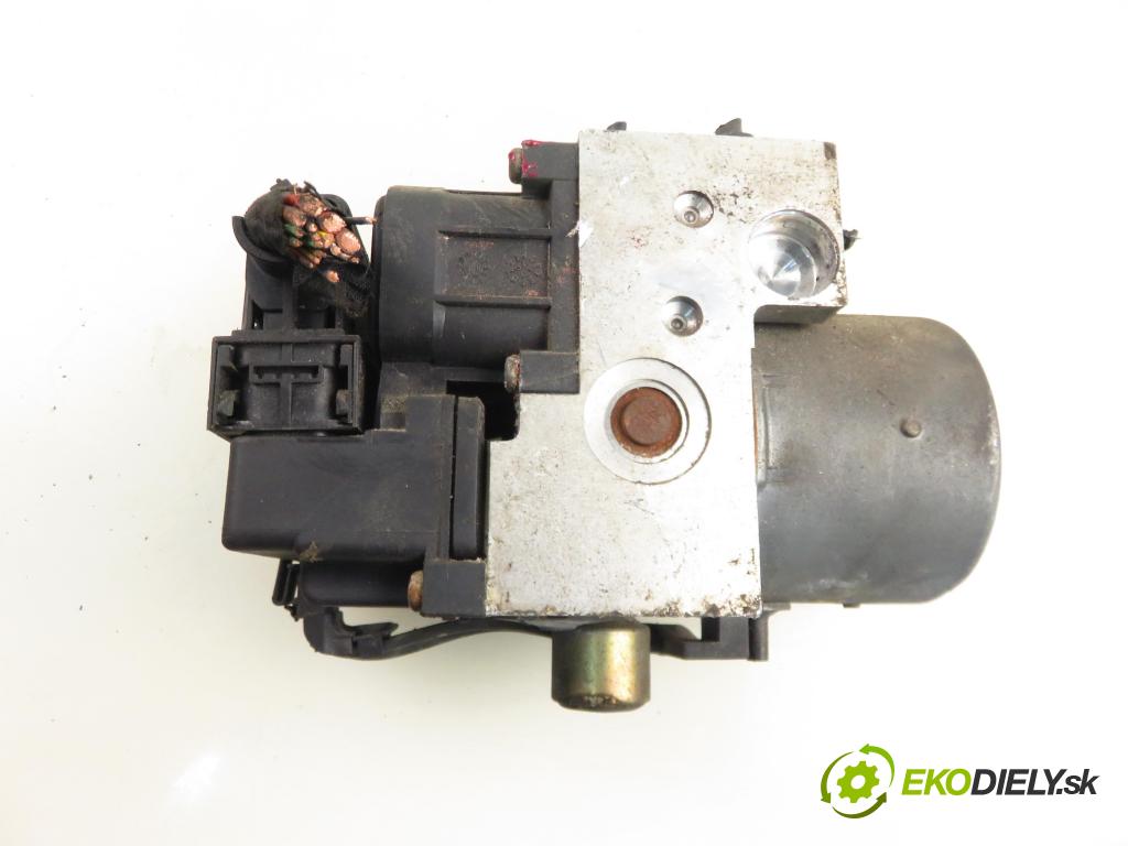 AUDI A4 (8D2, B5) SEDAN 1998 110,00 1.8 T - APU 1781,00 pumpa ABS 8E0614111AB ; 0265216559 ; 0273004281 (Pumpy brzdové)