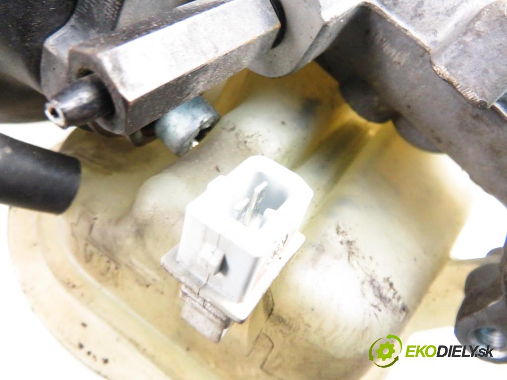 AUDI A4 Avant (8D5, B5) KOMBI 2001 85,00 1.9 TDI - AJM 1896,00 Posilovač 4B3612105A (Servočerpadlo)