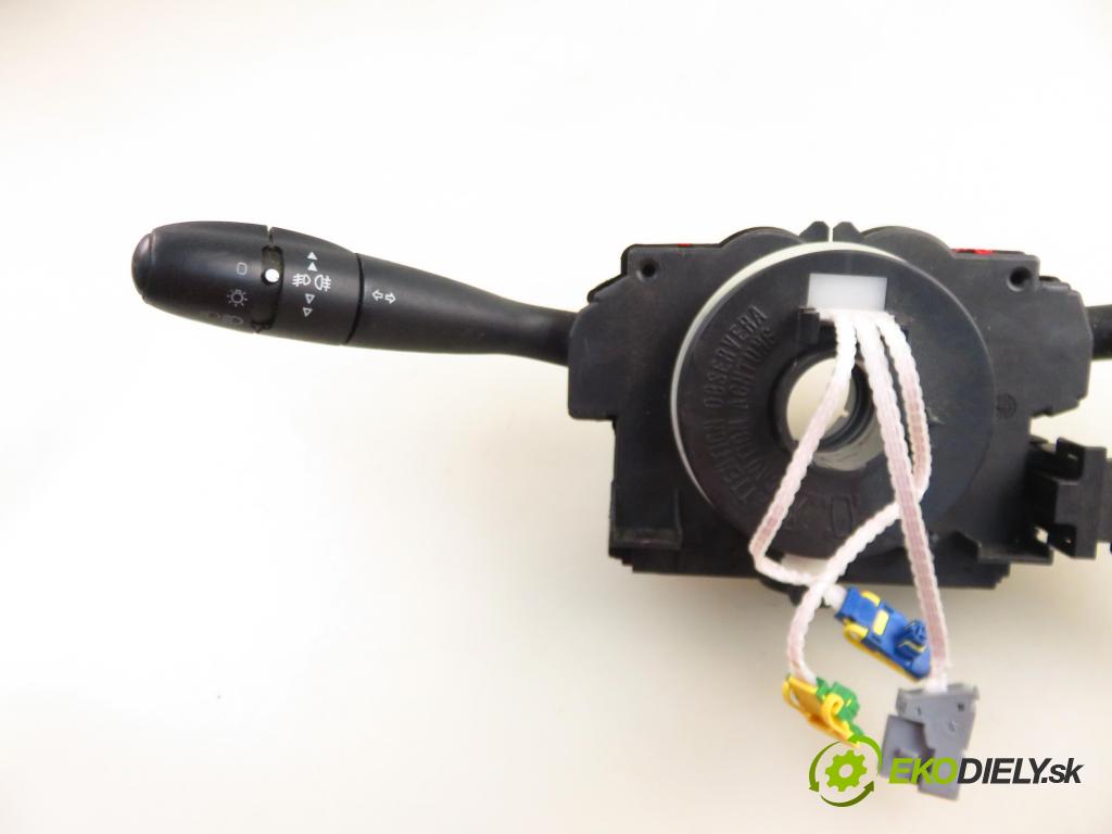 PEUGEOT 307 SW (3H) KOMBI 2005 81,00 1.6 16V - NFU (TU5JP4) 1587,00 páčka/prepínač 96567445XT