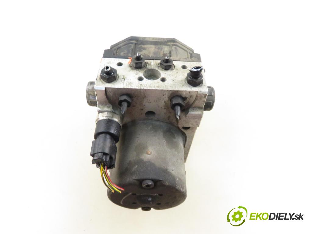 AUDI A4 (8E2, B6) SEDAN 2001 96,00 1.9 TDI PD 130 - AWX 1896,00 Pumpa ABS 0265950011 ; 0265225048 (Pumpa ABS)