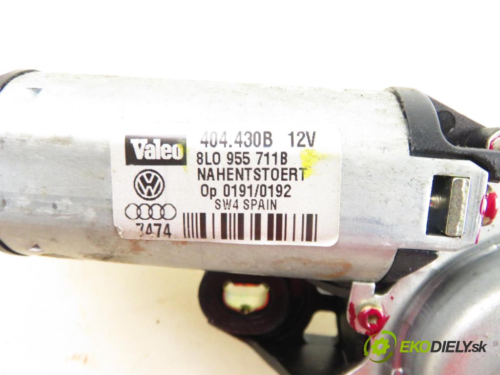 AUDI A3 (8L1) HB 2002 96,00 1.9 TDI quattro - ASZ 1896,00 motorek stěrače ZADNÍ: 8L0955711B