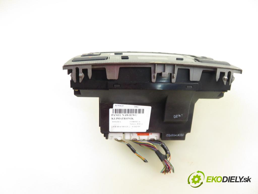 TOYOTA COROLLA Verso (_E12_) MINIVAN 2003 66,00 2.0 D-4D (CDE120_) - 1CD-FTV 1995,00 Panel kúrenia KLIMATRONIK 8865013030