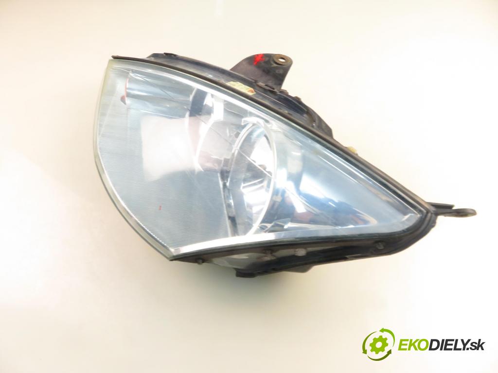 FORD FOCUS Turnier (DNW) KOMBI 2003 74,00 1.6 16V - FYDB 1596,00 Svetlo LP 2M5113W030BE
