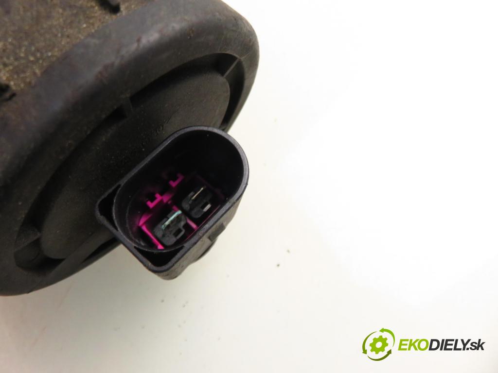 SEAT ALTEA (5P1) HB 2005 75,00 1.6 102 1595,00 pumpa vzduchu 72273803 ; 06A959253B ; 06A131333C