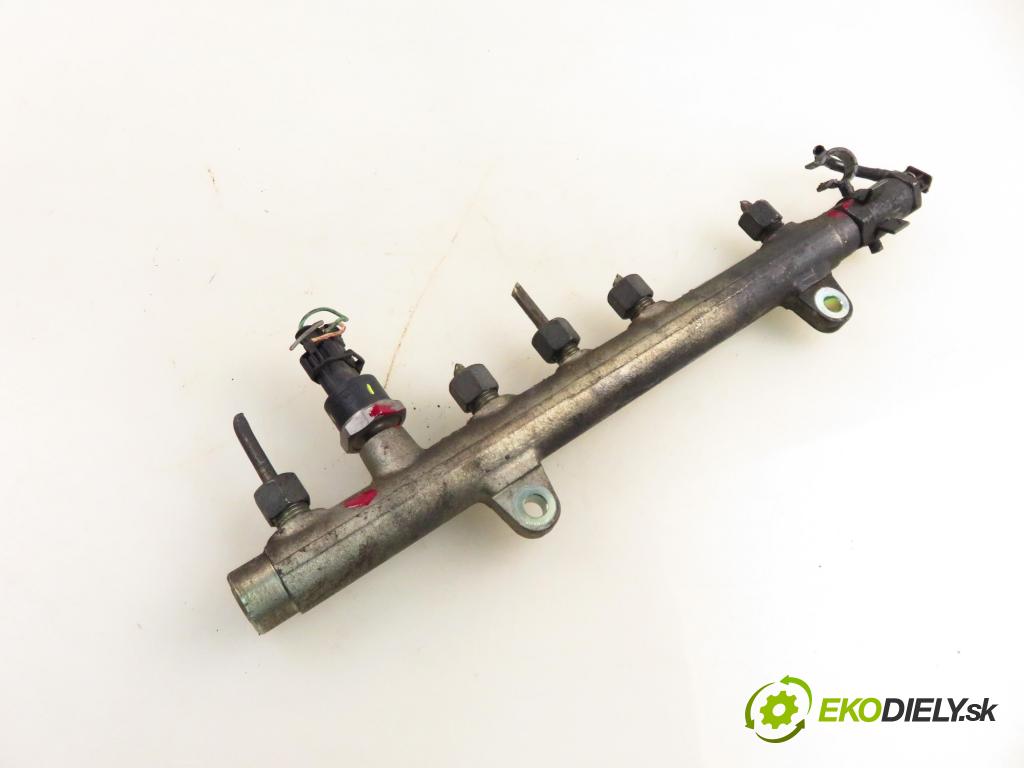 RENAULT MEGANE II (BM0/1_, CM0/1_) HB 2003 88,00 1.9 dCi 120 - F9Q 800 1870,00 Lišta vstrekovacia 0445214024 ; 7700114017 ; 0281002522 (Vstrekovacia lišta)