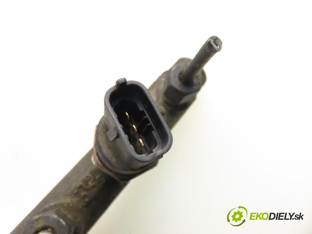 RENAULT MEGANE II (BM0/1_, CM0/1_) HB 2003 88,00 1.9 dCi 120 - F9Q 800 1870,00 Lišta vstrekovacia 0445214024 ; 7700114017 ; 0281002522 (Vstrekovacia lišta)