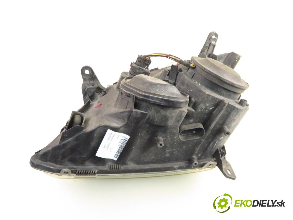 OPEL VECTRA C (Z02) SEDAN 2002 74,00 2.0 DTI 16V 101 - Y 20 DTH 1995,00 Svetlo PP