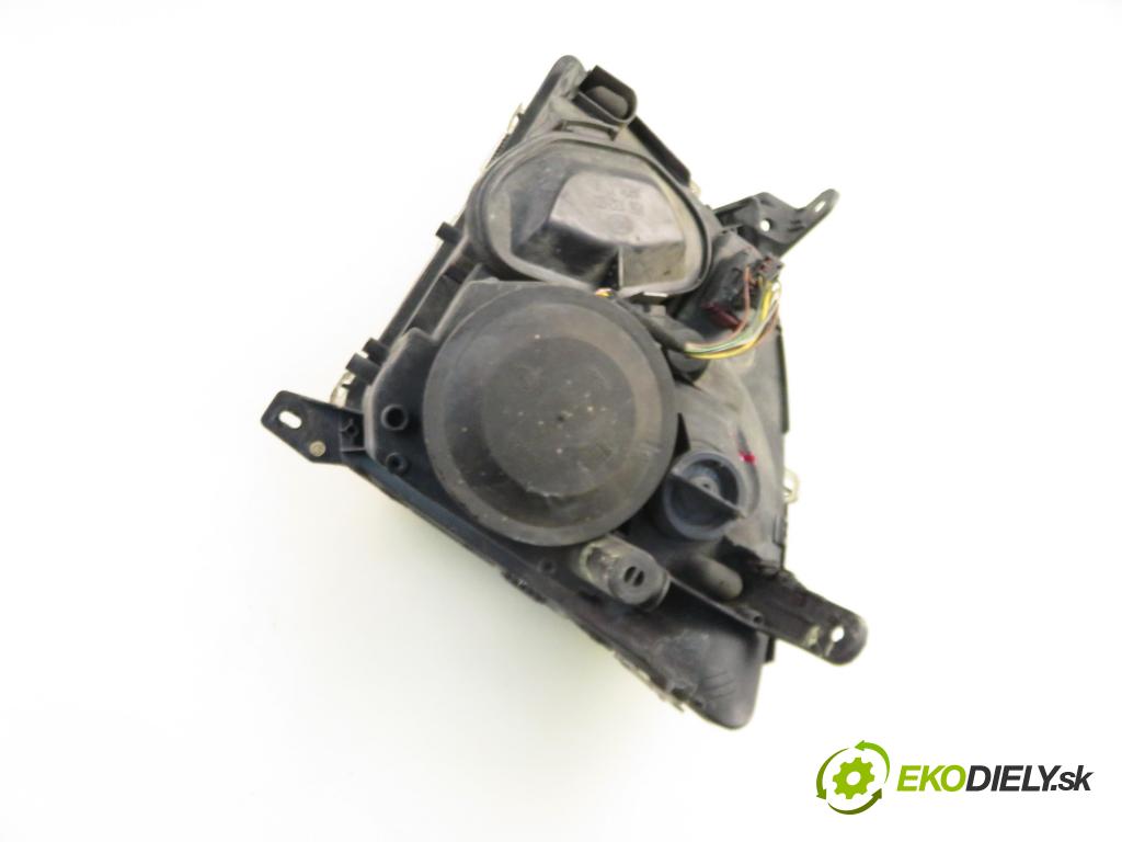 OPEL VECTRA C (Z02) SEDAN 2002 74,00 2.0 DTI 16V 101 - Y 20 DTH 1995,00 Svetlo PP