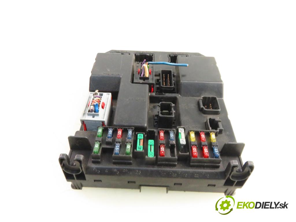 PEUGEOT 307 (3A/C) HB 2003 79,00 2.0 HDi 110 - RHS 1997,00 MODUL BSI 9651196880 ; 9651197580