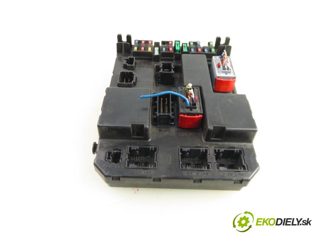 PEUGEOT 307 (3A/C) HB 2003 79,00 2.0 HDi 110 - RHS 1997,00 MODUL BSI 9651196880 ; 9651197580