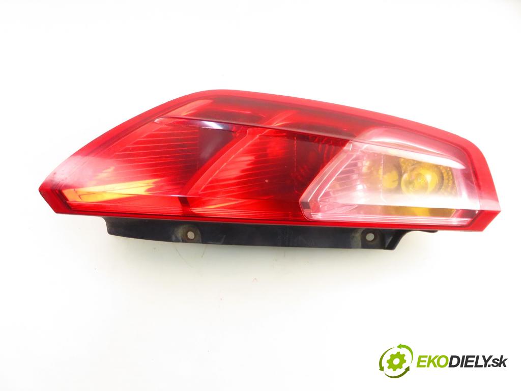 FIAT GRANDE PUNTO (199_) HB 2007 57,00 1.4 - 350 A1.000 1368,00 Svetlo ľavé zadné