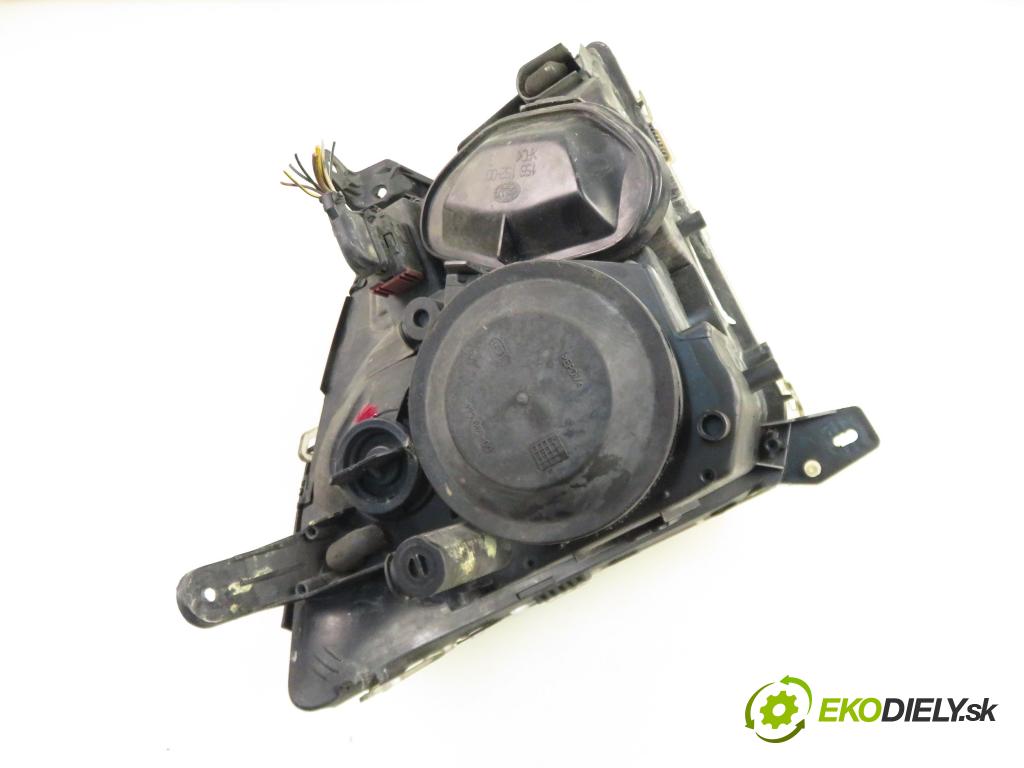 OPEL VECTRA C (Z02) SEDAN 2002 74,00 2.0 DTI 16V 101 - Y 20 DTH 1995,00 Svetlo LP