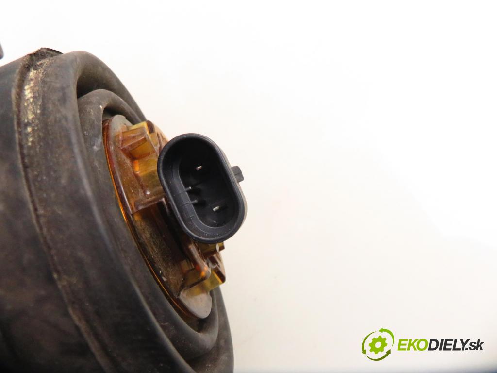 RENAULT CLIO II (BB_, CB_) HB 2001 59,00 1.9 dTi (B/CB0U) - F9Q 780 1870,00 světlo PP