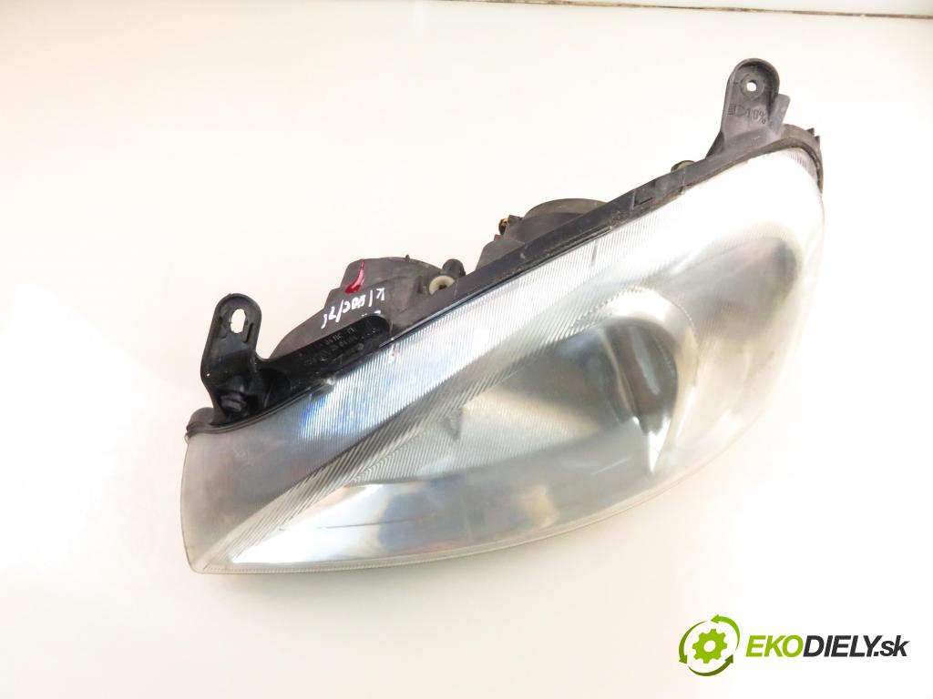 OPEL CORSA C (X01) HB 2000 43,00 1.0 12V 58 - Z 10 XE 973,00 světlo LP